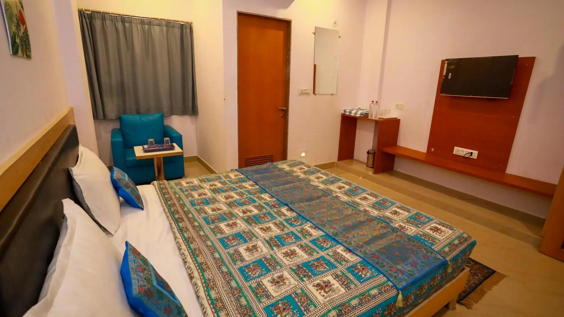 *****  Hotel Hill View By Heritage Inn Udaipur India