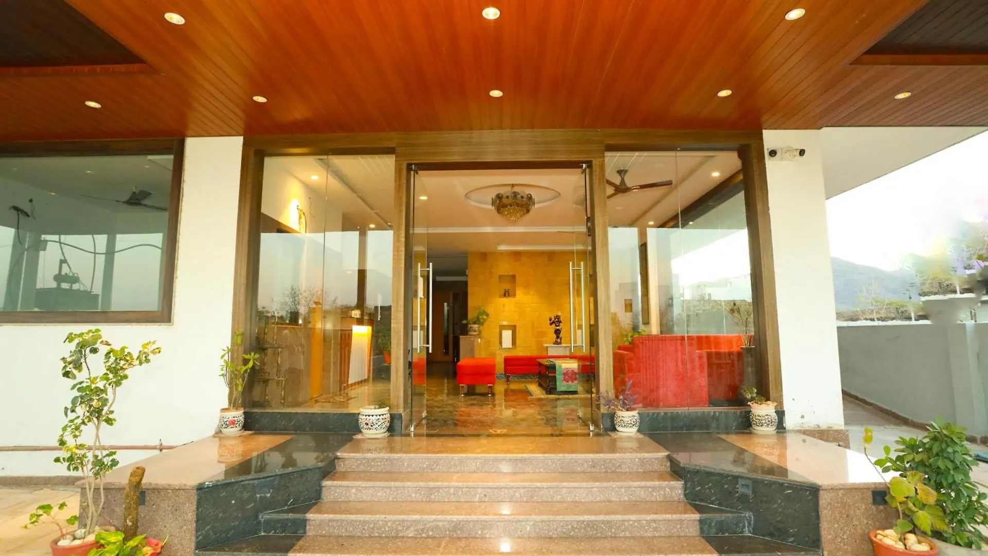Hotel Hill View By Heritage Inn Udaipur