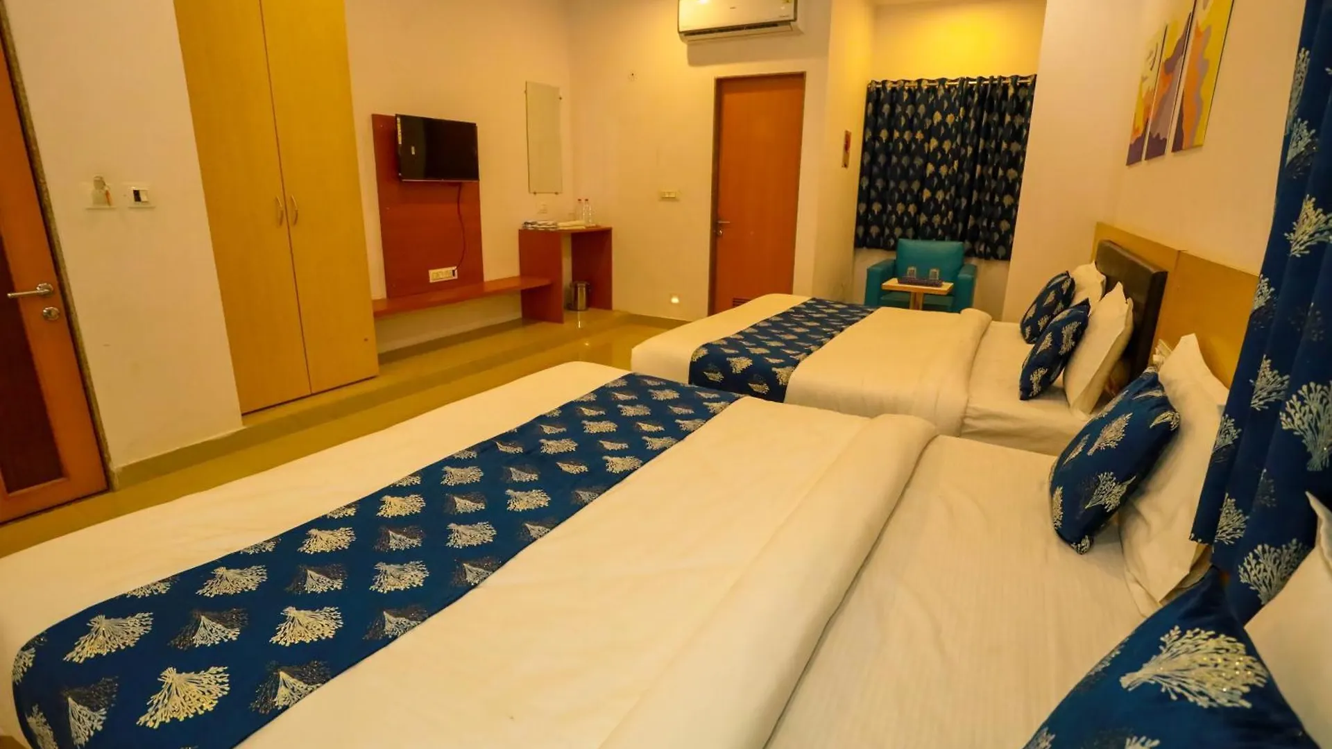 Hotel Hill View By Heritage Inn Udaipur India