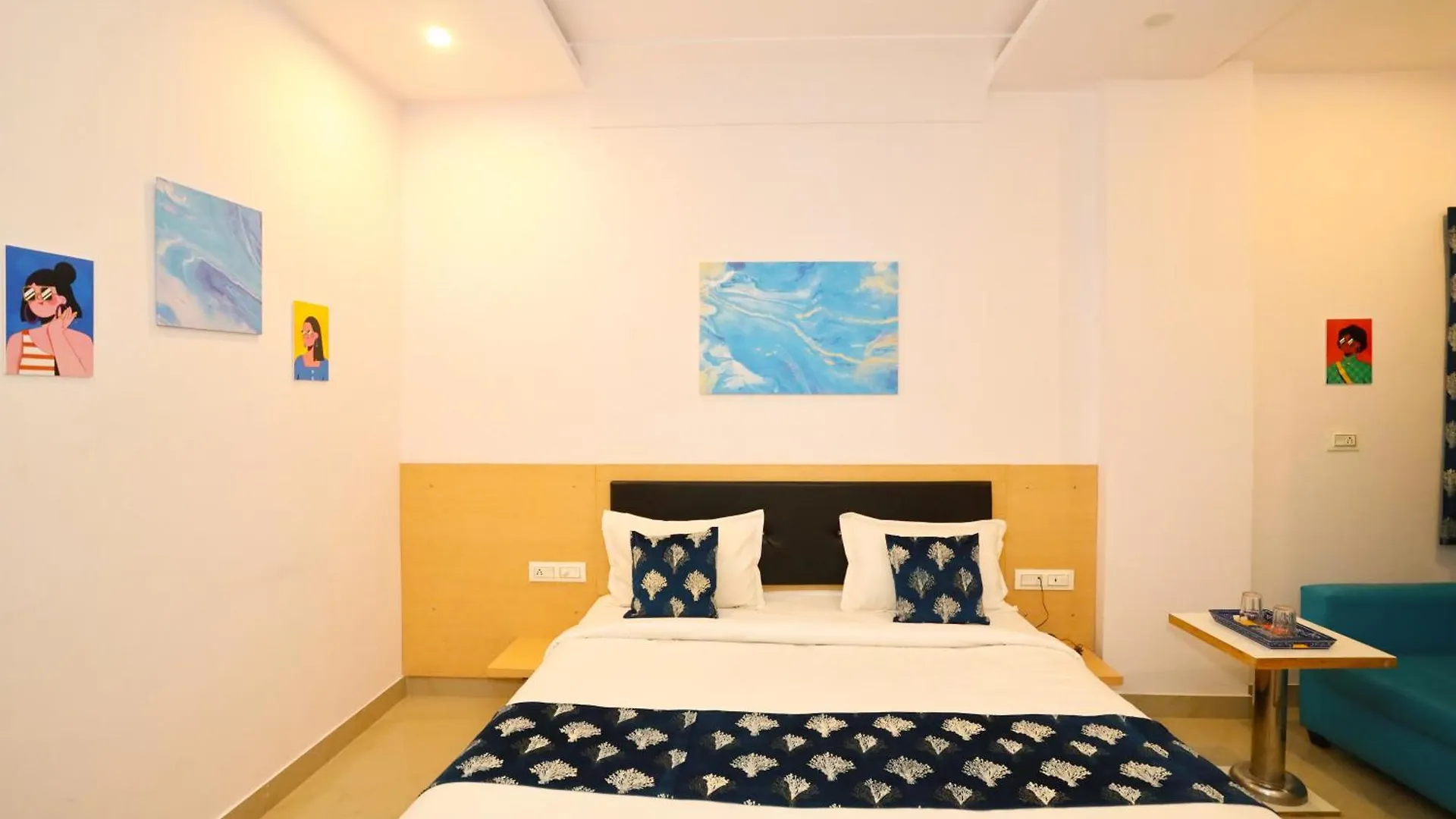 Hotel Hill View By Heritage Inn 우다이푸르 5*,  인도